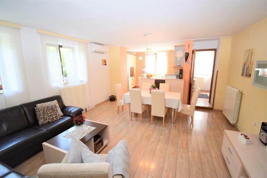 Apartment Vita Воднян Екстер'єр фото
